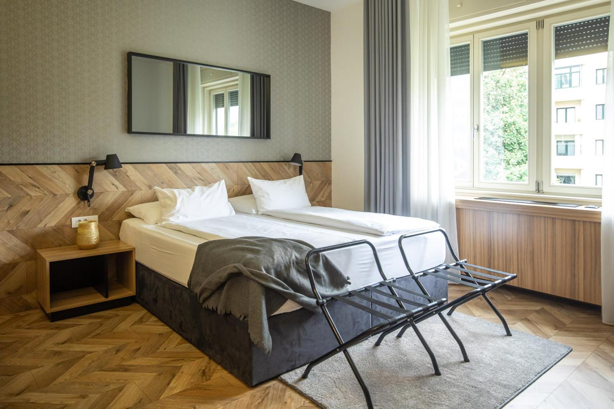 Urban Boutique Center 4*